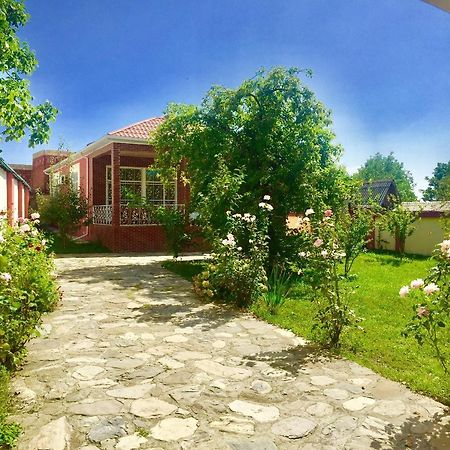Raffles Garden Villa Габала Экстерьер фото